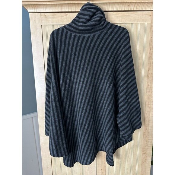 Soft Surroundings Poncho Women One Size Gray Black Stripe Cowl Neck Sweater Cozy - Picture 5 of 5